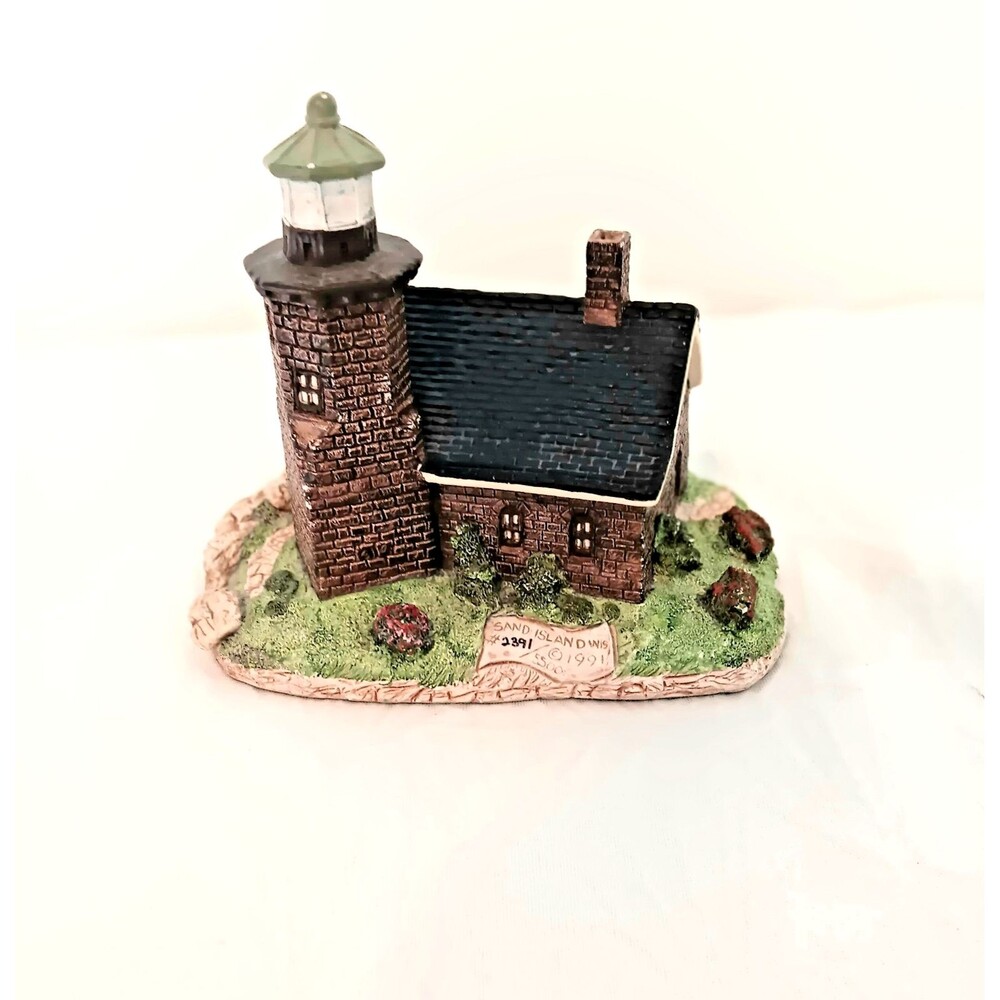 Harbour Lights Sand Island WI Lighthouse #112 1991 LE 5000 Signed by Younger